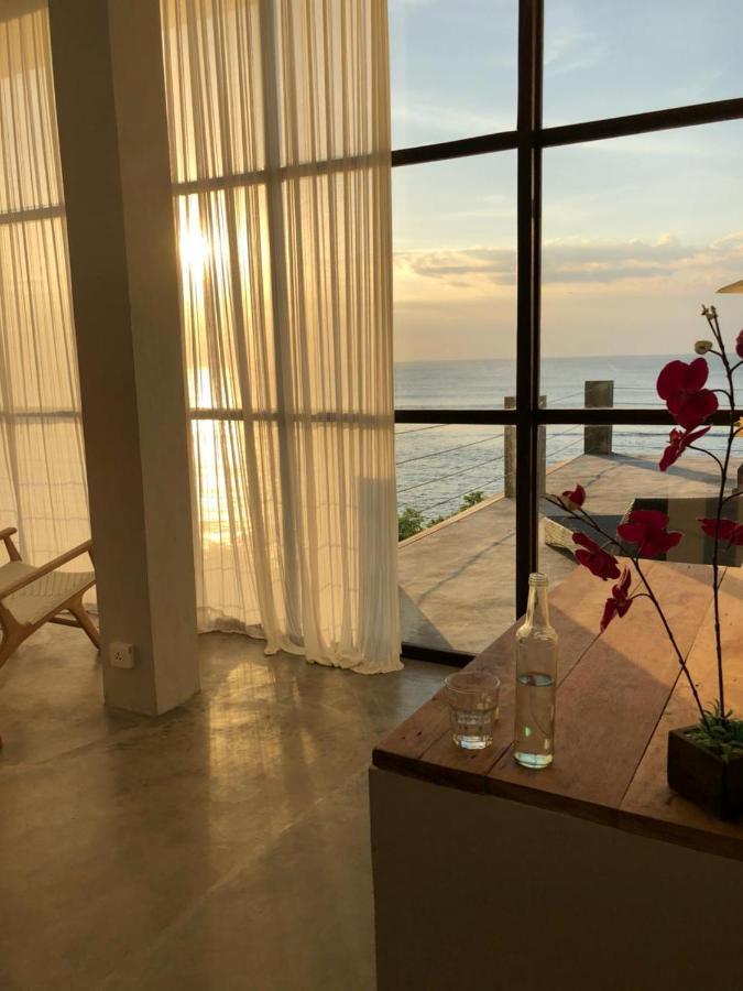 Villa V Uluwatu Exterior photo